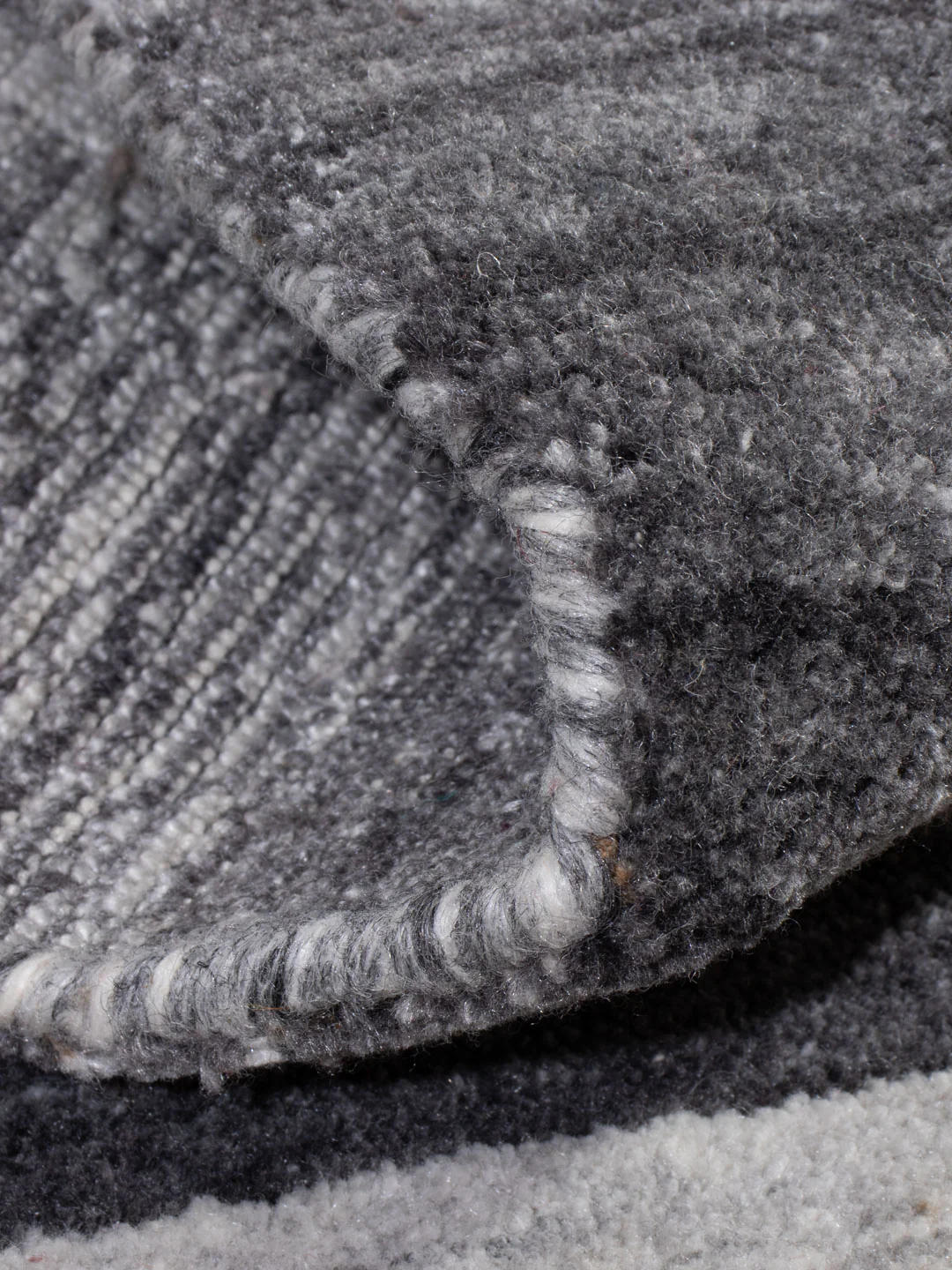 Gabbeh Teppich - Loribaft Softy - 90 x 60 cm - hellgrau - Image 5